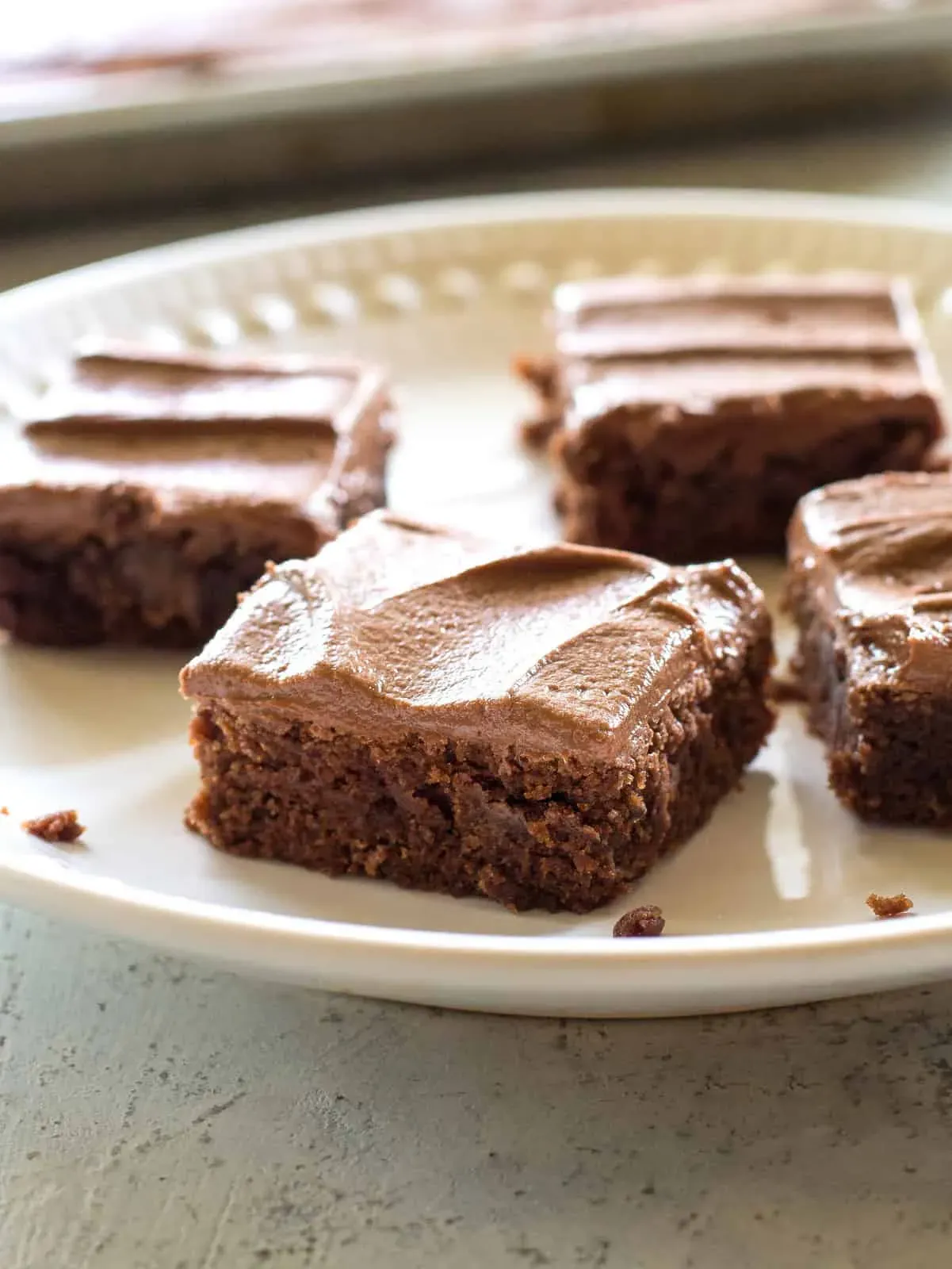 Amazing Cakey Brownie Cake Recipe - Browniesrecipes